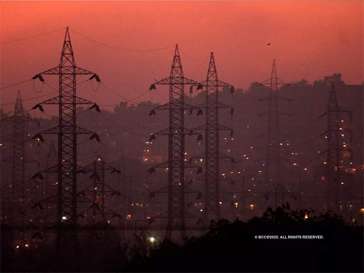 Blackout fear: Discoms’ dues dip 32% in a year