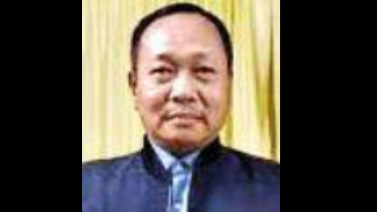 Rasik sworn in as Chakma council CEM