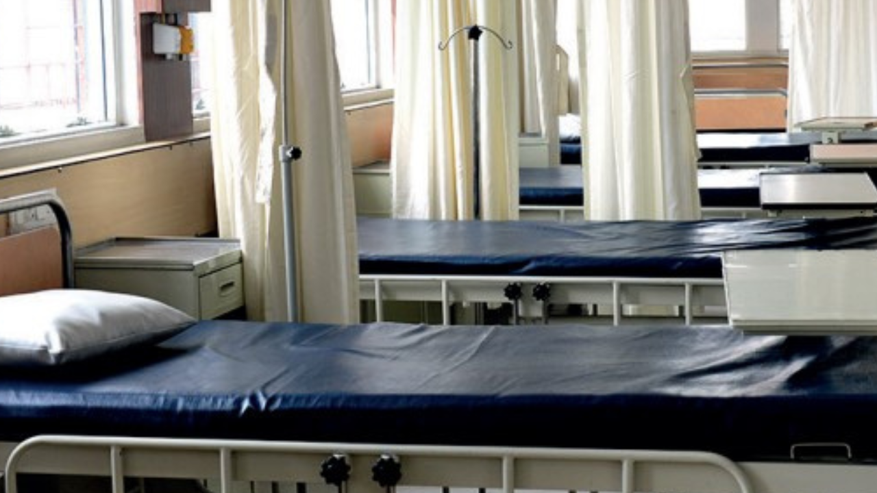 Pvt hosps plan to shut down Covid units, keep only a few beds reserved