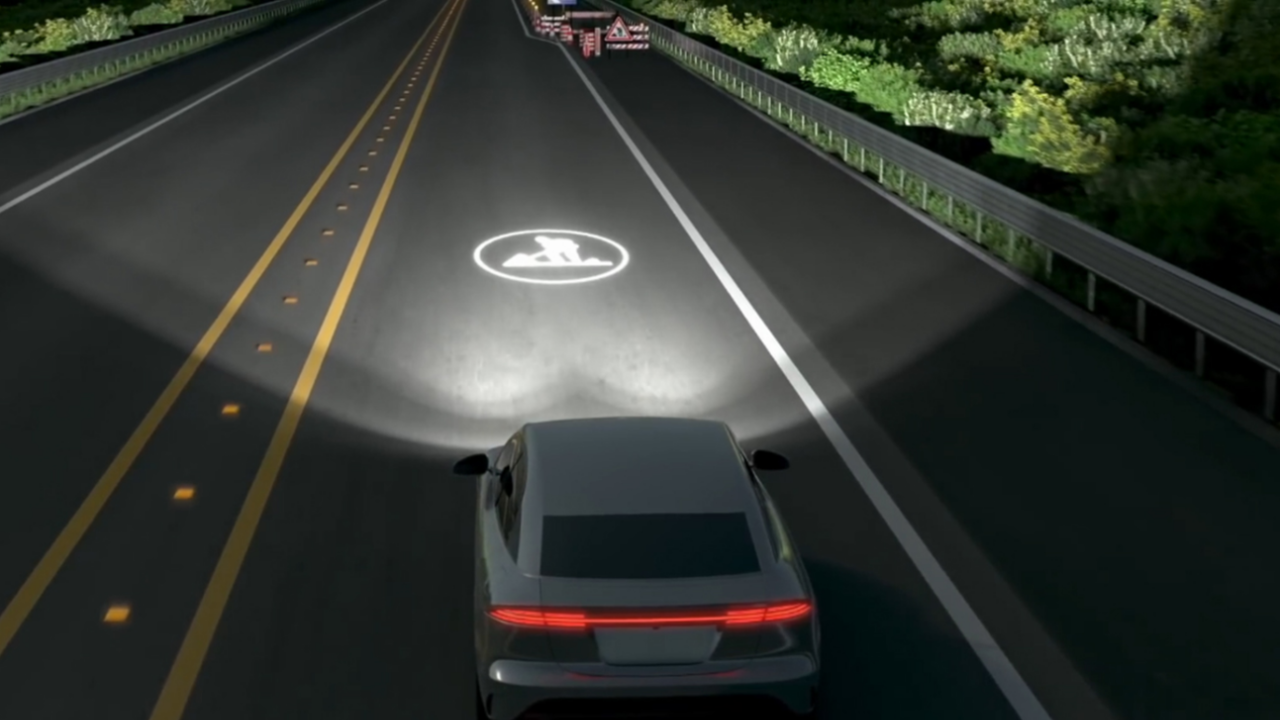 Hyundai's new headlamp tech can reduce accidents
