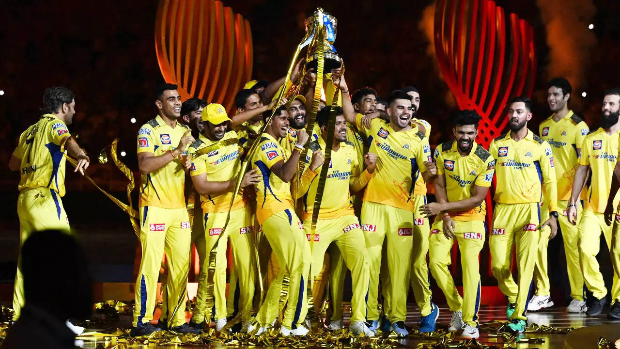CSK vs GT highlights, IPL 2023 Final Chennai Super Kings beat defending champions Gujarat Titans in rain-marred final to clinch 5th title