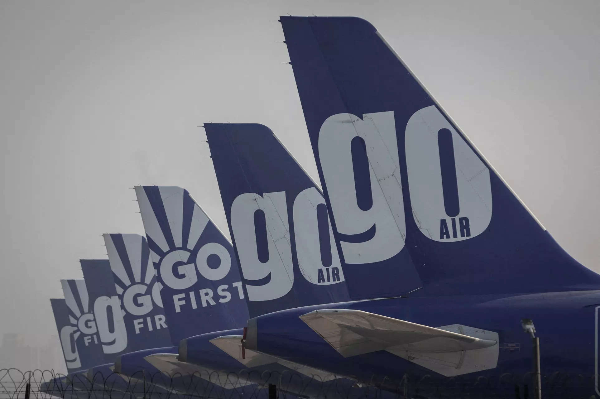 Pilot menawarkan tambahan Rs 100.000 sebulan untuk tinggal di Go Air