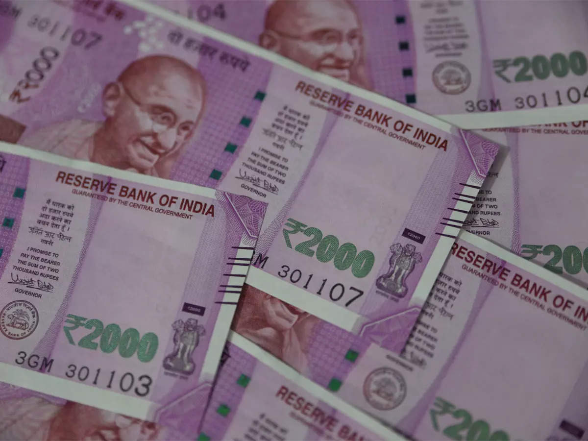 SBI has received Rs 14,000cr in 2k notes as deposits so far