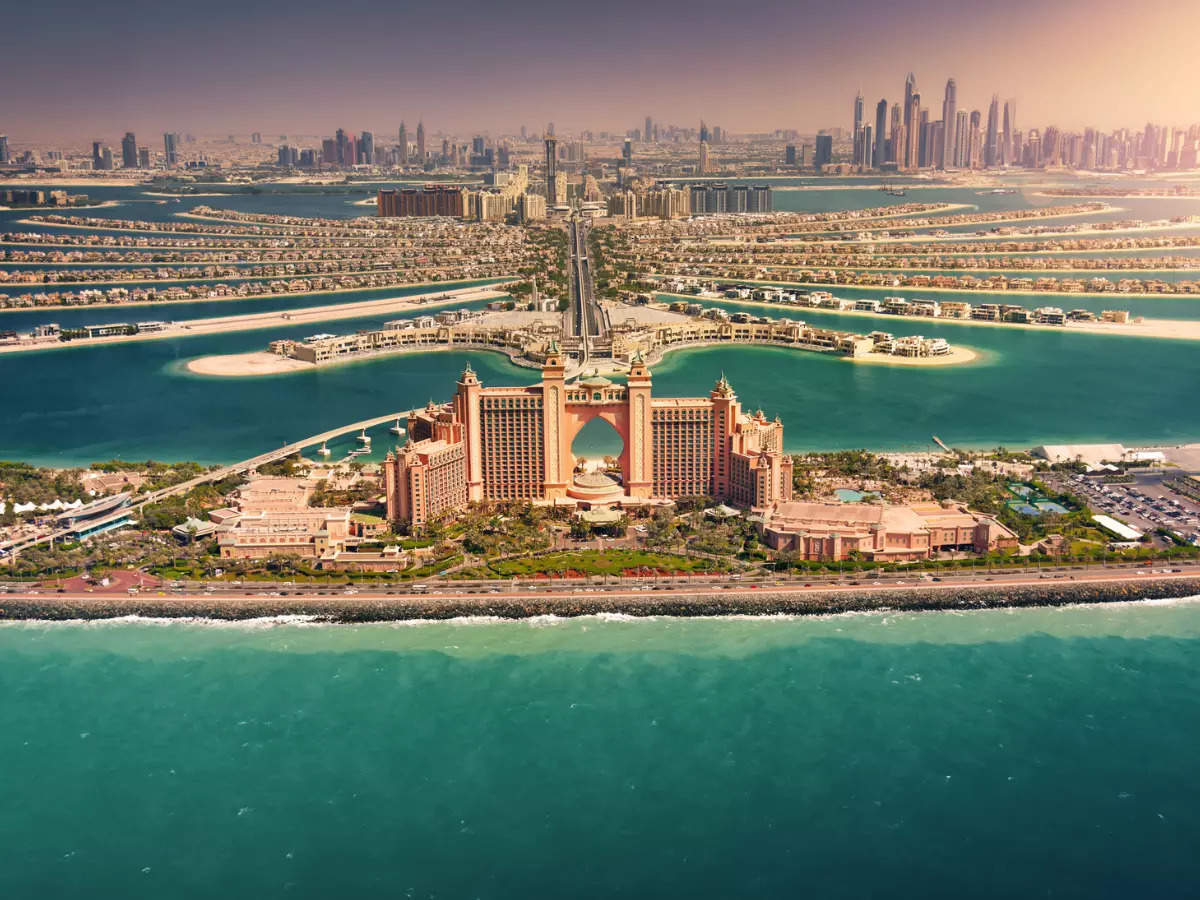 This airline is giving away free hotel stays to passengers stopping over or travelling to Dubai