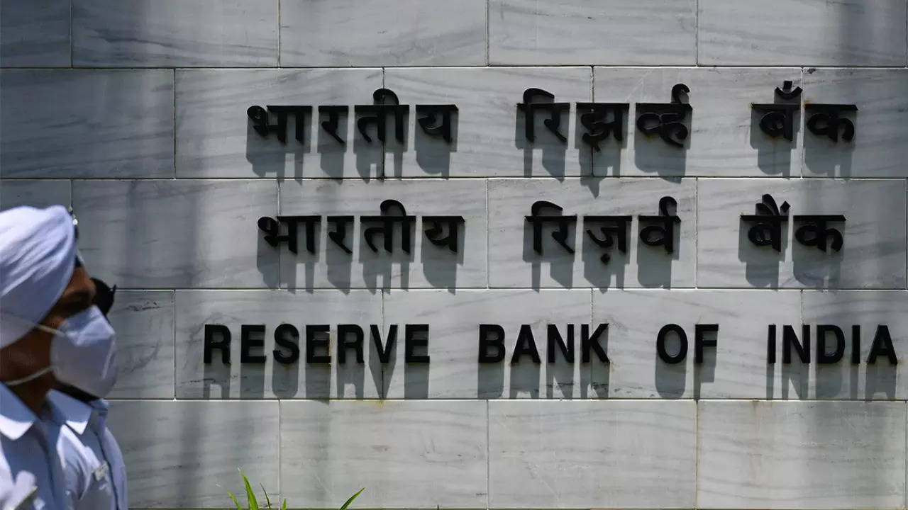 RBI draws up plan to make non-bank e-payments safer