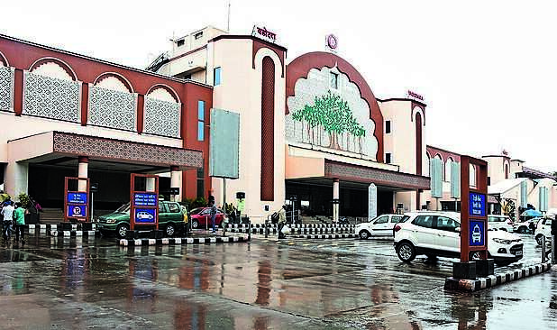 Race Course circle Vadodara: Map Property Rates Projects Photos Race Course circle Vadodara: Map Property Rates Projects Photos
