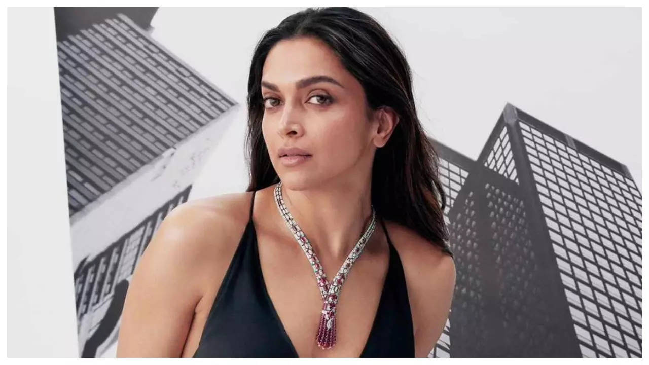 Deepika Padukone is all 'hearts' for BTS, here's proof