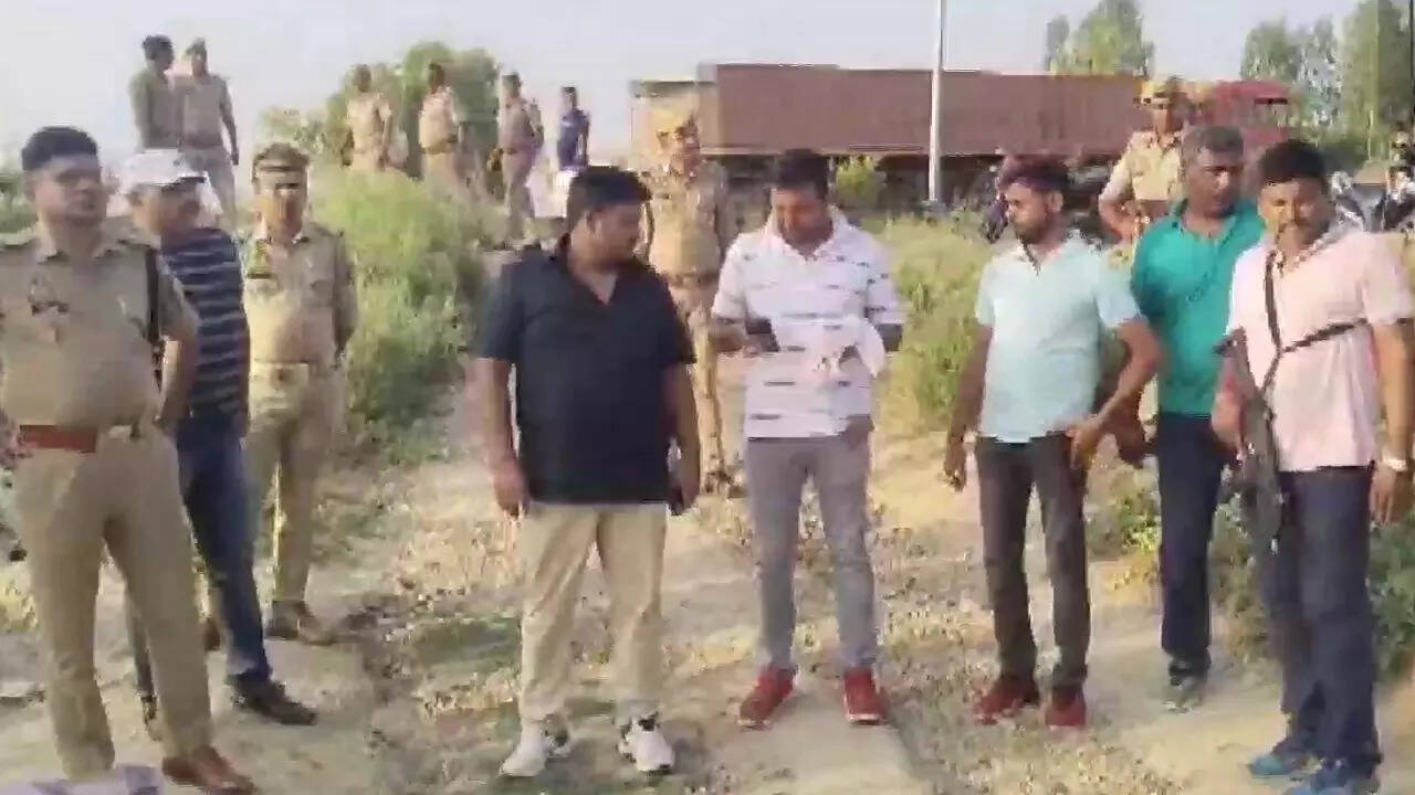 Criminal wanted in over 2 dozen cases killed in encounter in UP