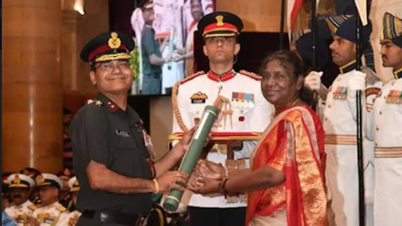 Lucknow’s ophthalmologist Brigadier Mishra conferred Ati Vishisht Seva Medal – Times of India