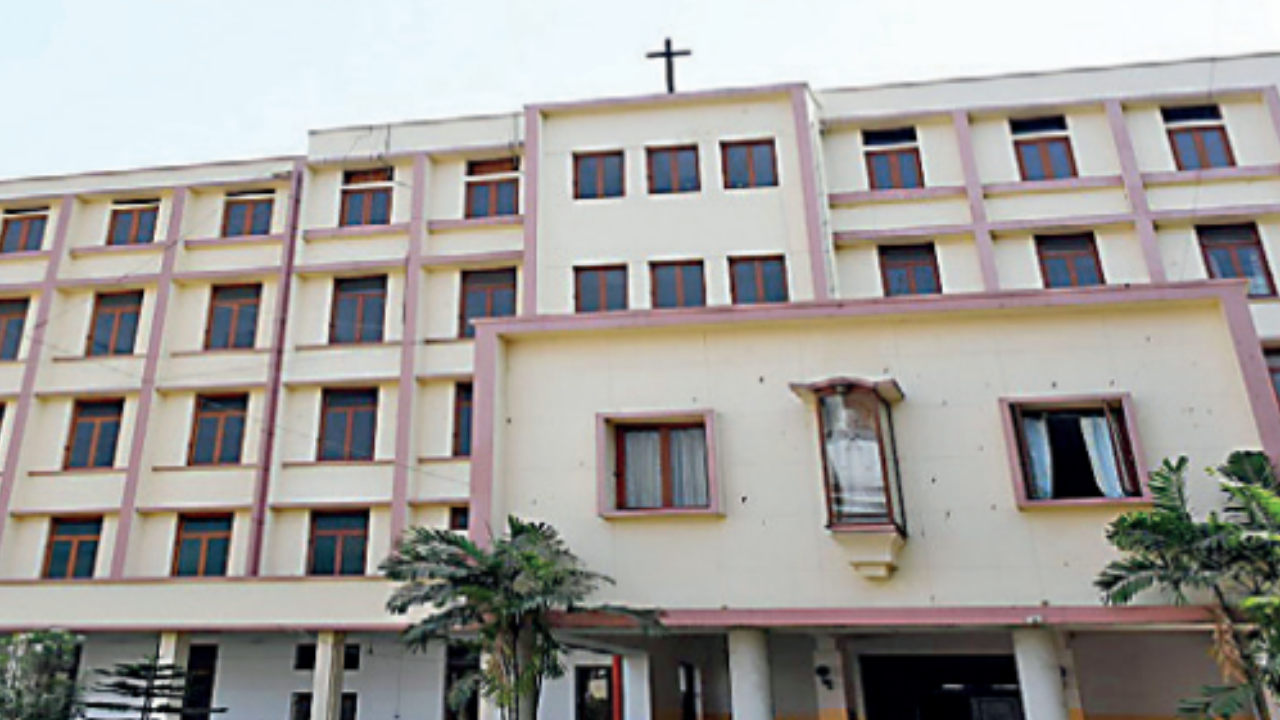 Loreto College: Cu Calls Loreto After Notice On Language Bar Goes Viral | Kolkata News – Times of India
