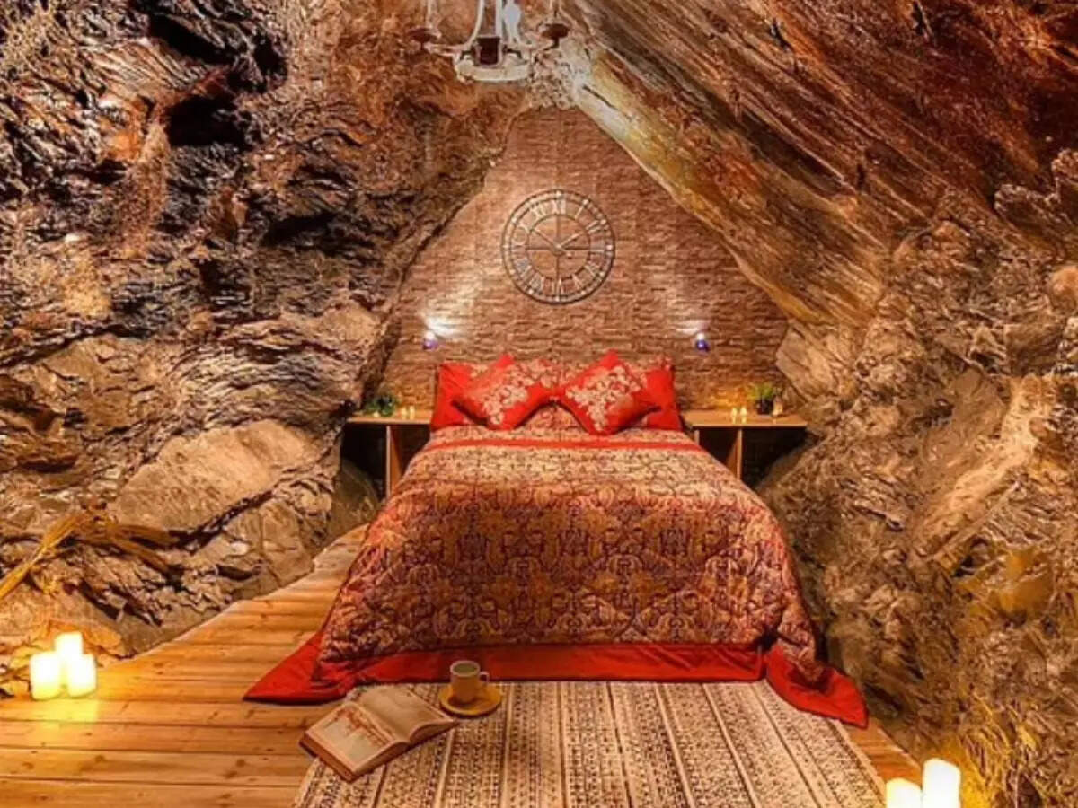 World&rsquo;s deepest hotel is now open to visitors
