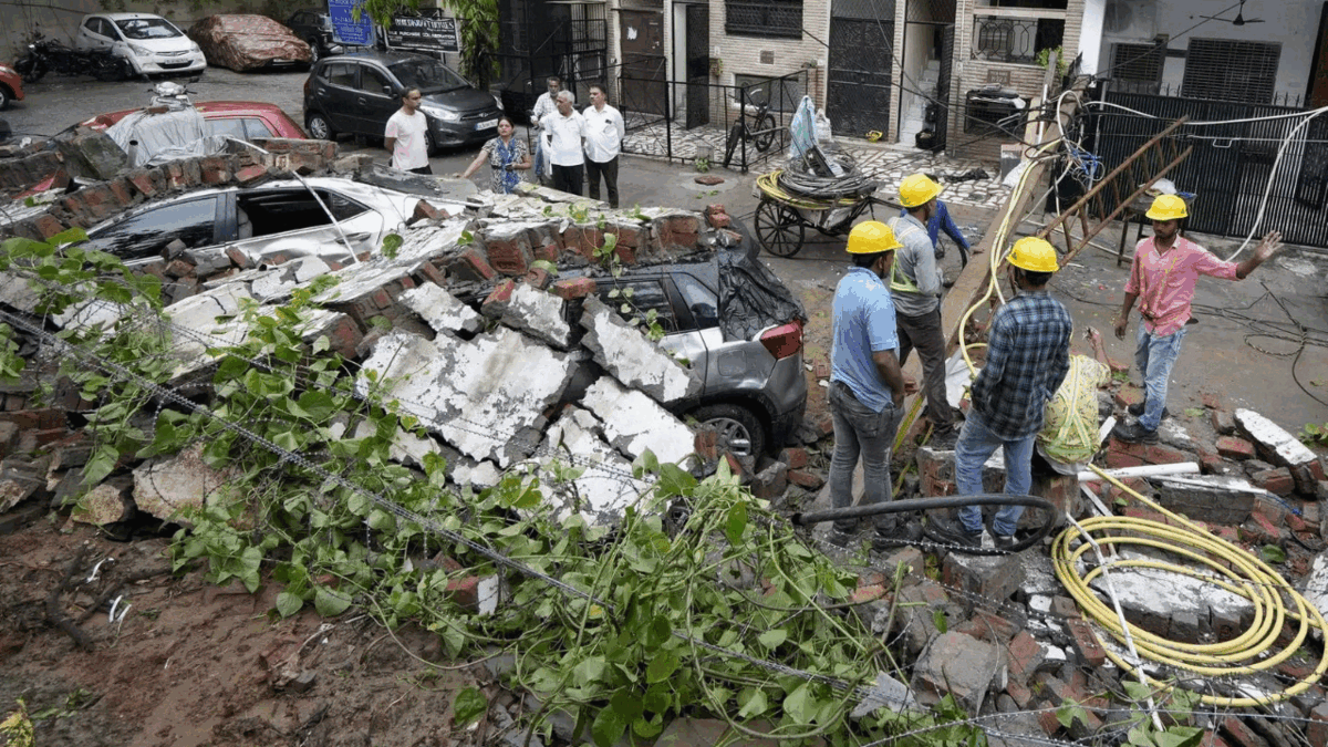 Landslides, flashfloods & waterlogging wreak havoc