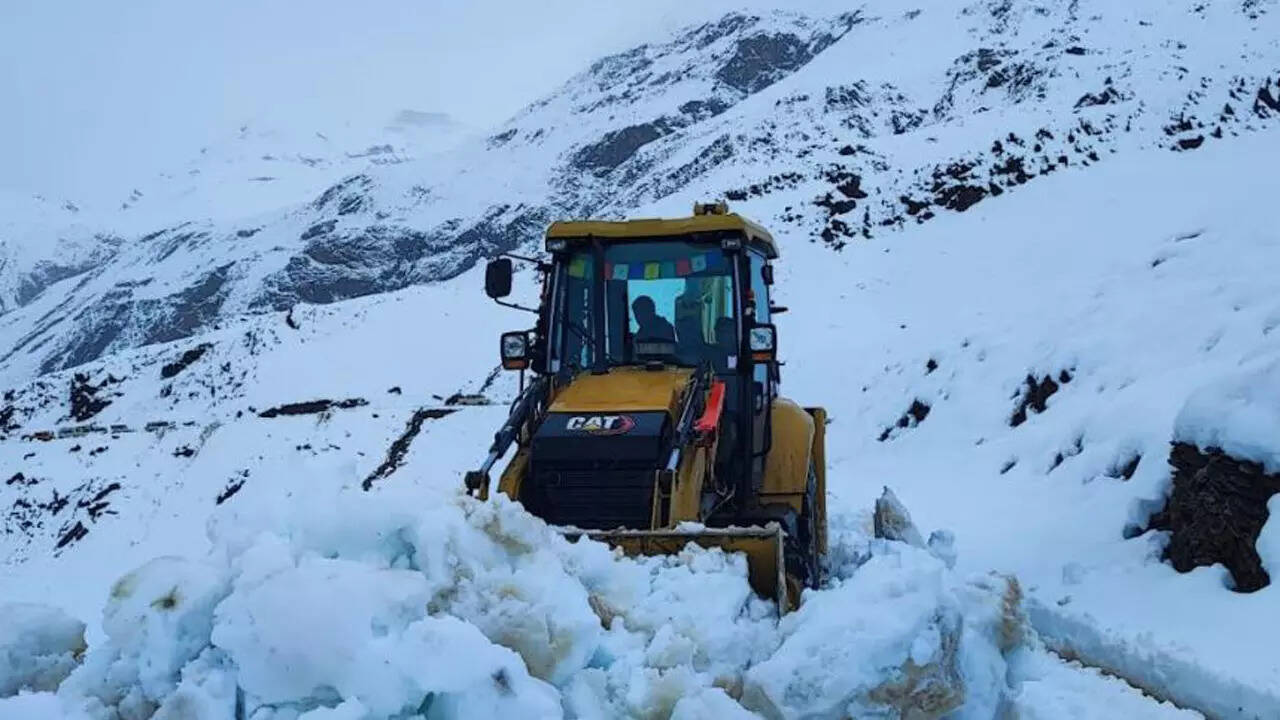 Over 1,000 rescued from Lahaul-Spiti, Kinnaur in HP