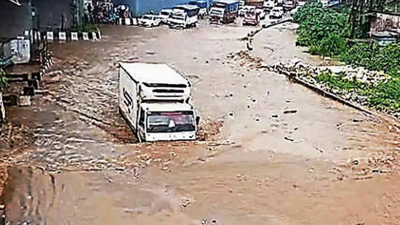 Water from Bhutan dam inundates vast parts of lower Assam | Guwahati News – Times of India