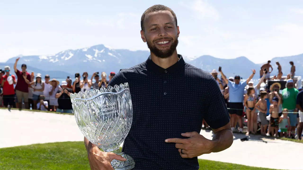 Watch Stephen Curry sinks eagle putt to win celebrity golf event Golf News