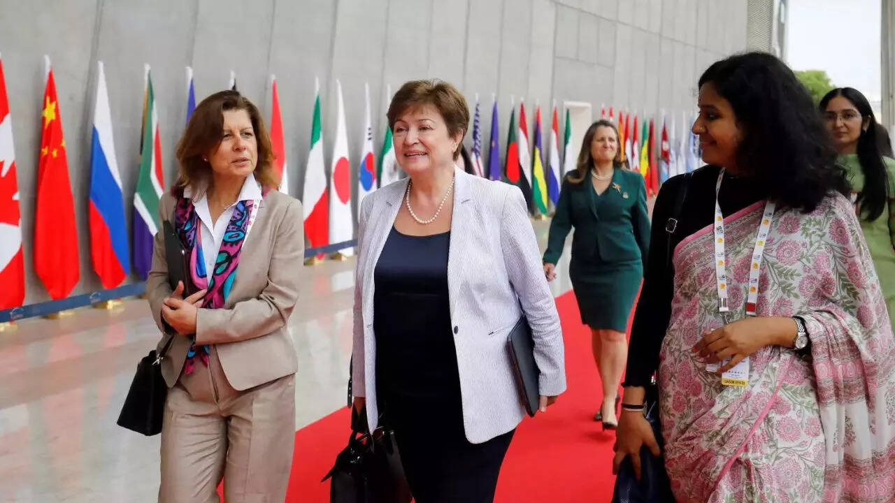 Rich nations on track to raise $100 billion climate funds