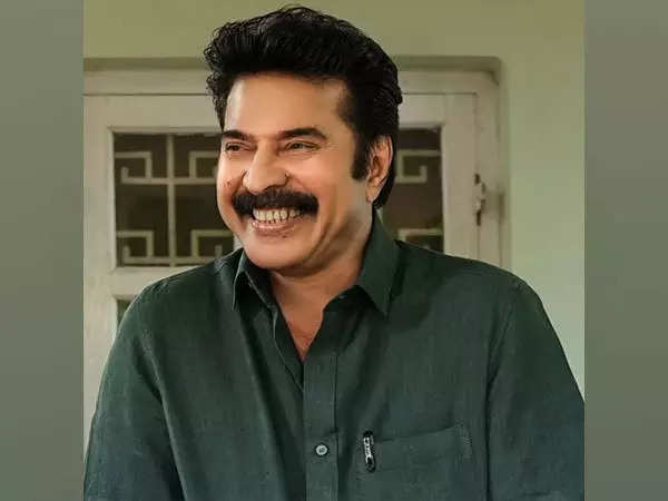 Malayalam Popping Porn - 53rd Kerala State Film Awards: Mammootty wins Best Actor award, son Dulquer  Salmaan swells with pride | Malayalam Movie News - Times of India