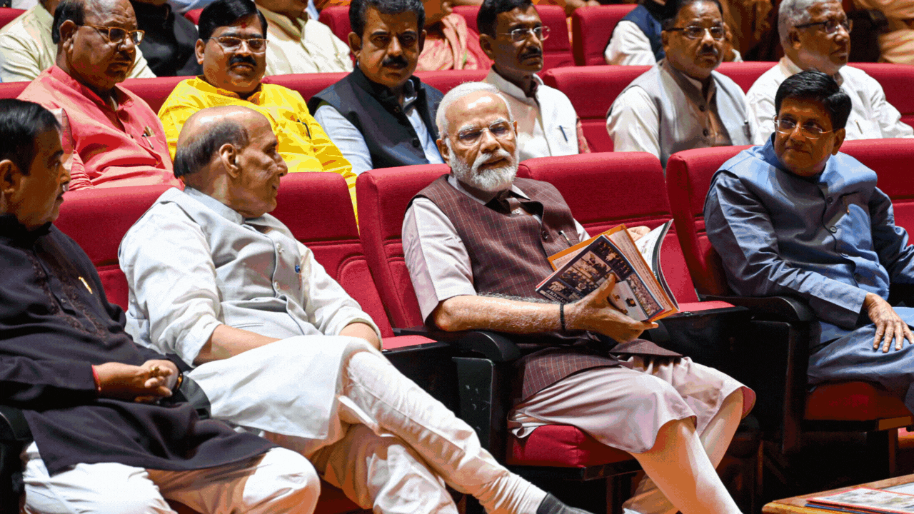 East India Company, Indian Mujahideen, PFI too have &lsquo;India&rsquo; in name: PM launches attack on opposition