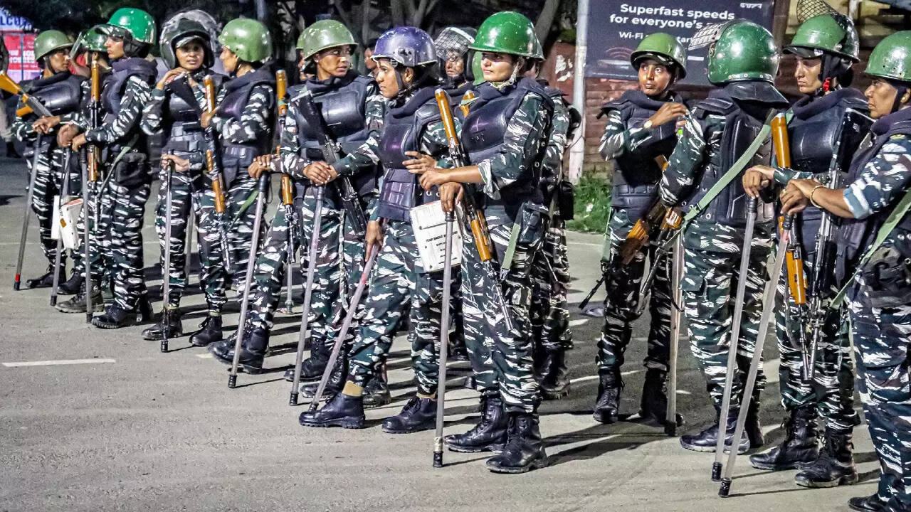 21 MPs from opposition alliance INDIA head to Manipur