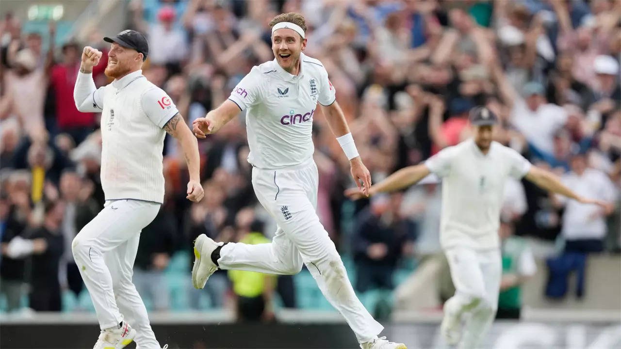 5th Ashes Test Live: Chris Woakes, Moeen Ali put England on top