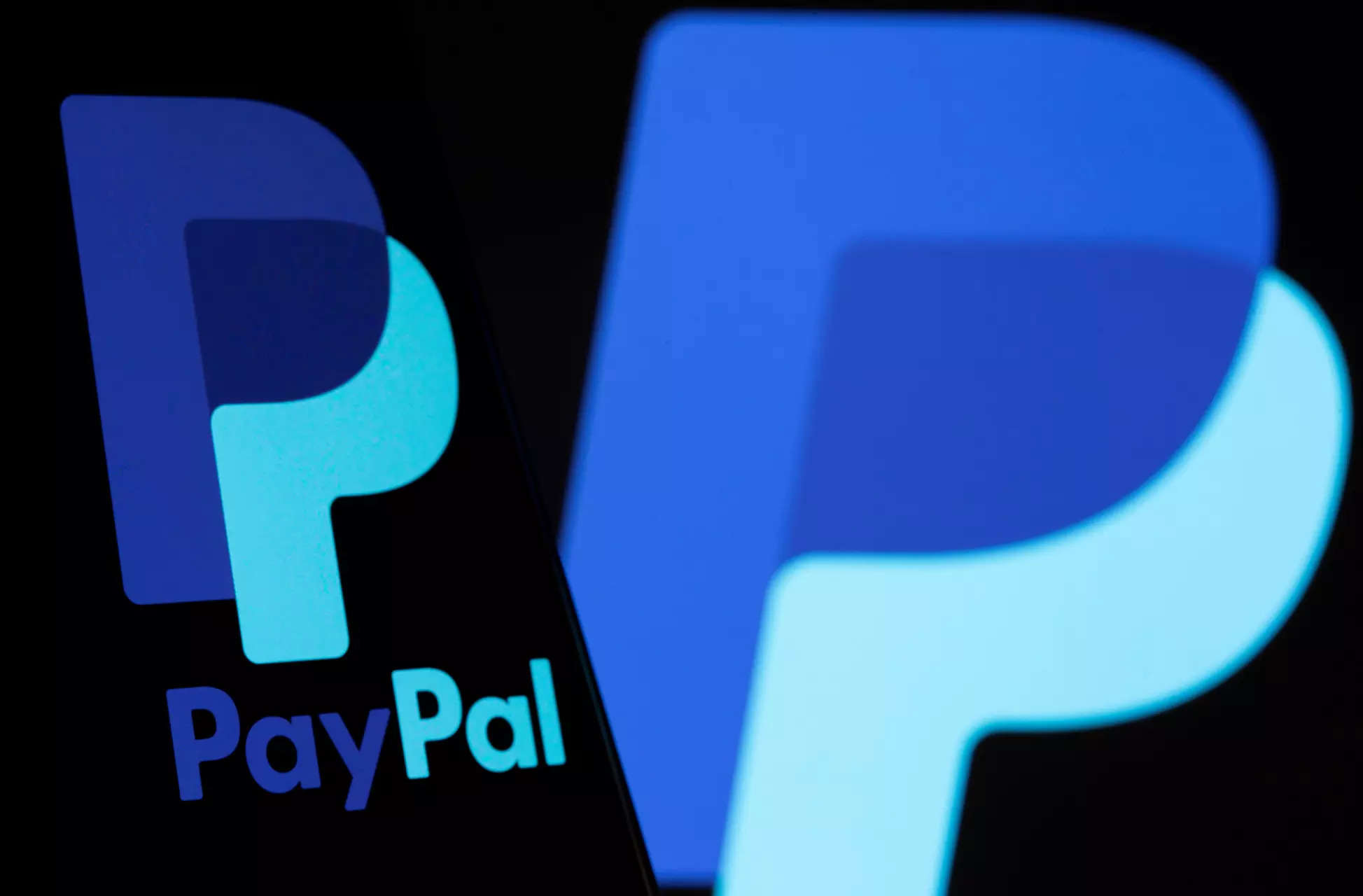 PayPal launches a stablecoin in latest crypto payments push