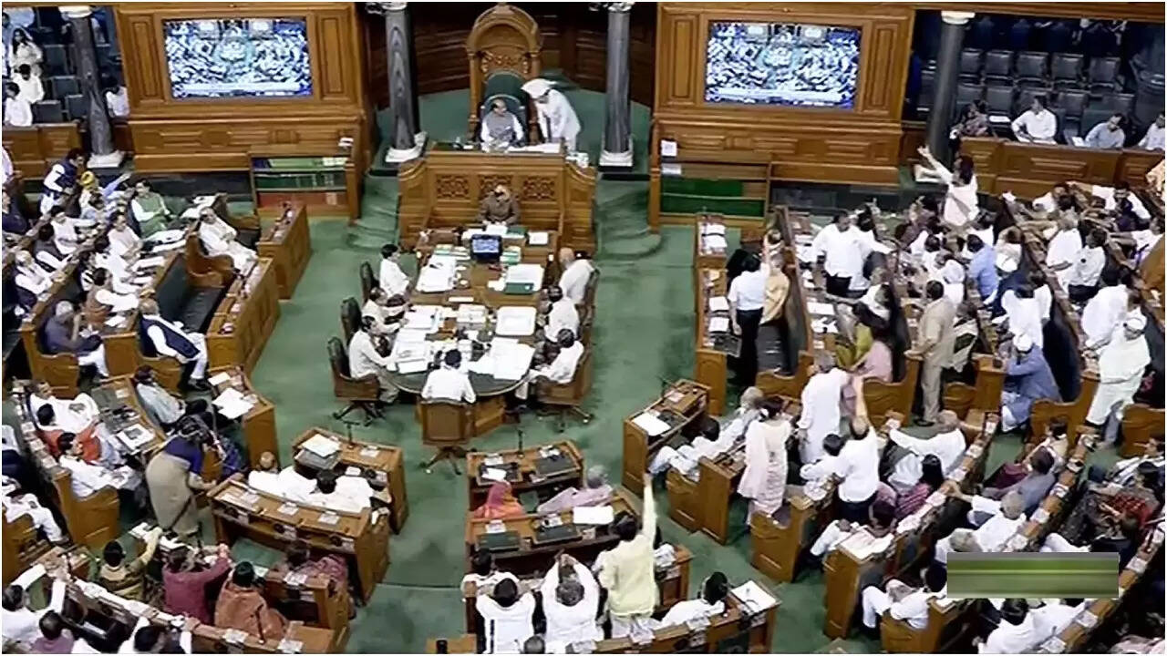 Opposition slams PM&rsquo;s &lsquo;maun vrat&rsquo; on Manipur; Centre says INDIA bloc should back India