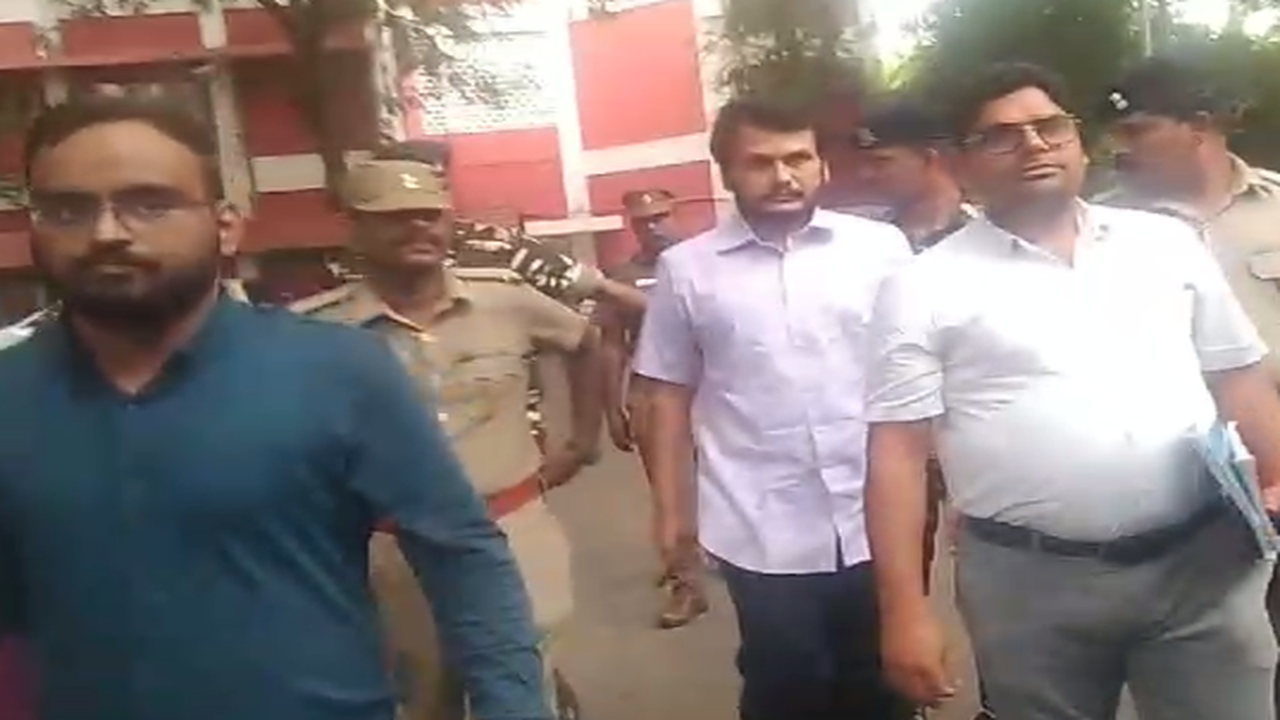 Tamil Nadu minister Senthil Balaji is back in judicial custody after ...