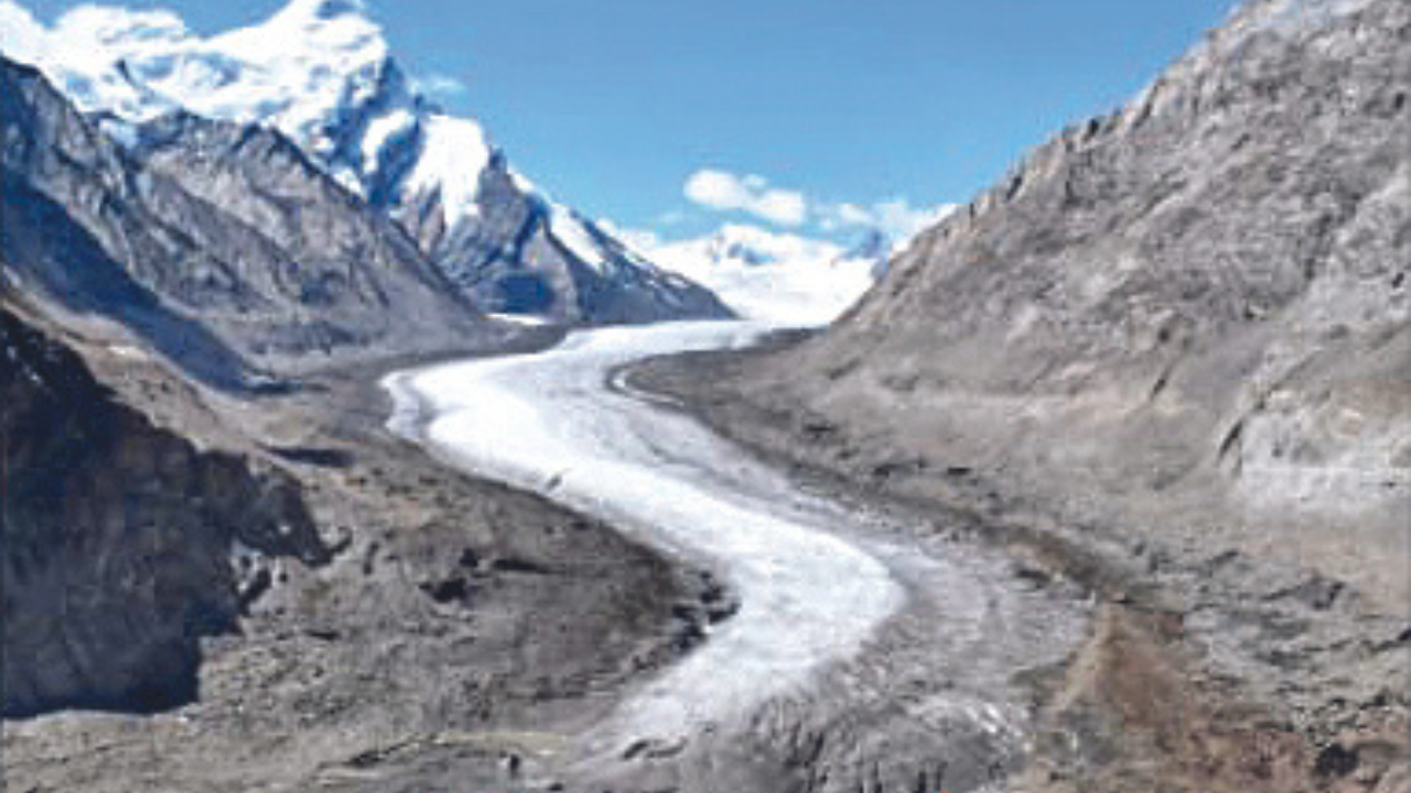 JCO among 9 soldiers dead in Ladakh road accident