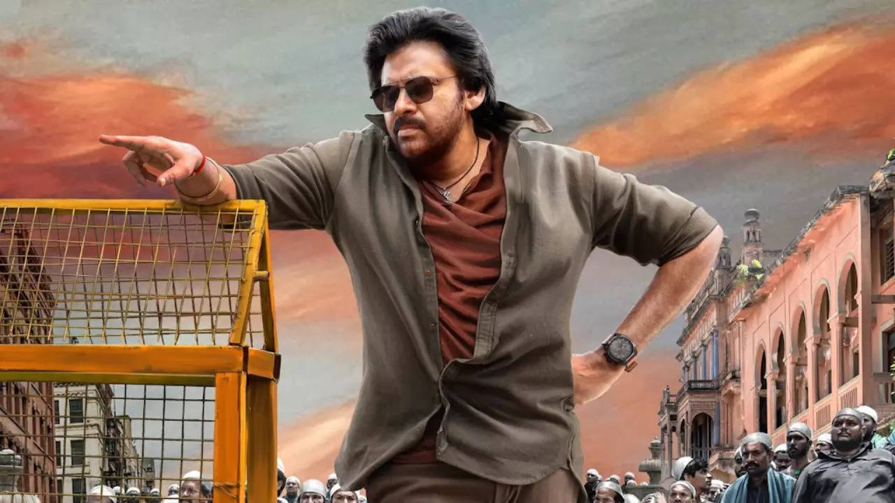 Pawan Kalyan and Harish Shankar's 'Ustaad Bhagat Singh' gears up for a  massive shooting schedule | Telugu Movie News - Times of India