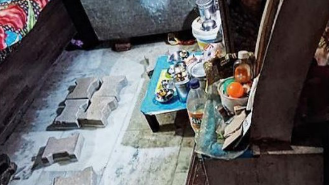 Uttarakhand: Groundwater oozes out of floors in houses