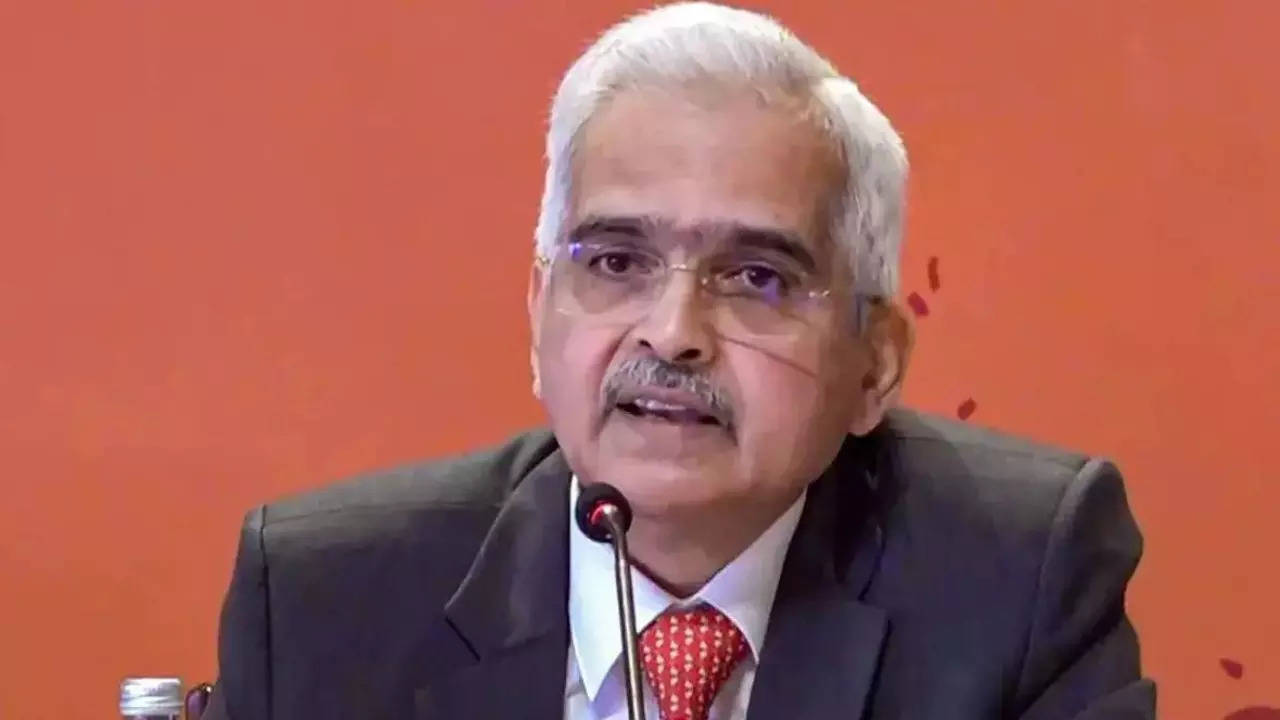 Rates may rise if price spike spreads from food items: Shaktikanta Das