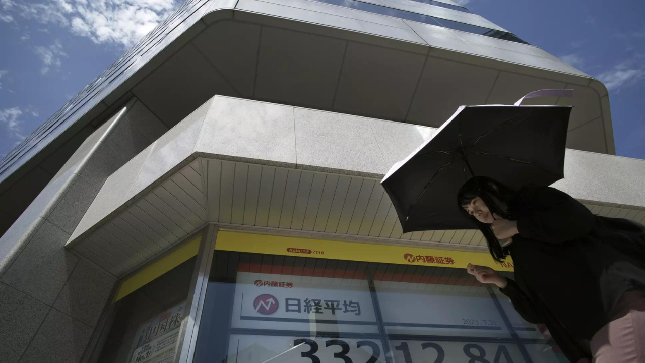 China economic rescue is failing as Xi holds back on stimulus