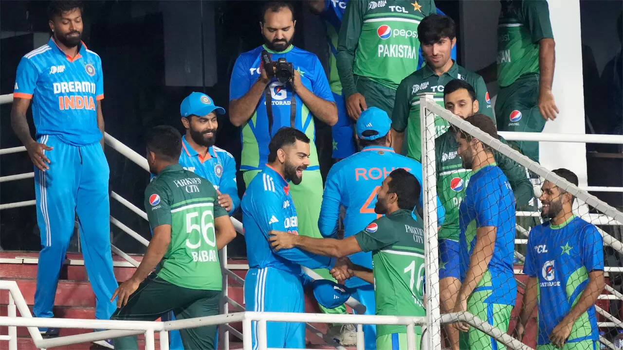 Asia Cup: Rain washes out see-saw India-Pakistan game