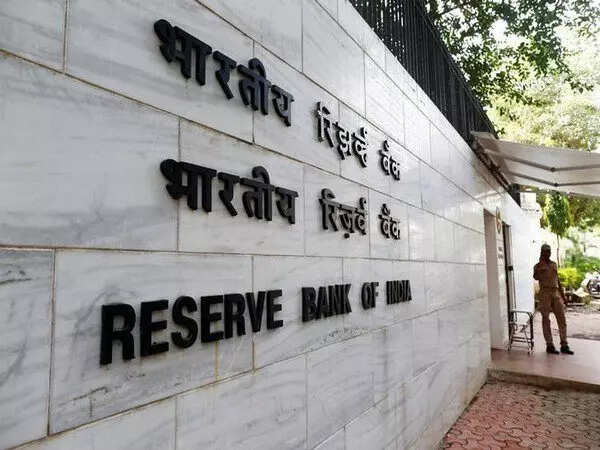 Release borrowers’ property documents within 30 days of loan settlement or pay compensation: RBI