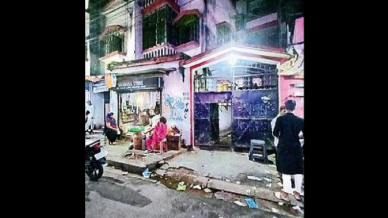1 Kolkata tourist dead, 2 missing in Mandarmani