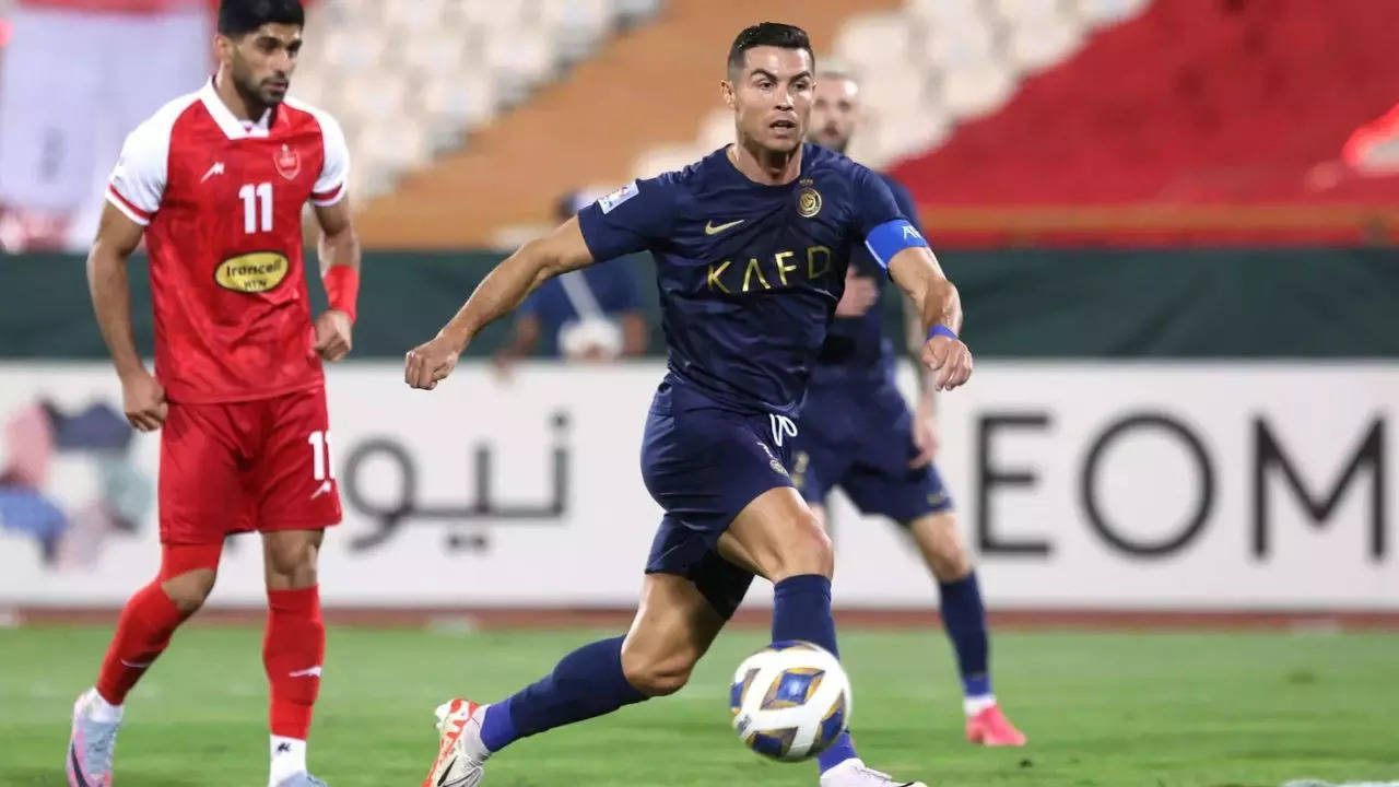 एशियन चैंपियंस लीग के पहले मैच में क्रिस्टियानो रोनाल्डो के अल-नासर ने पर्सेपोलिस पर 2-0 से जीत हासिल की |  फुटबॉल समाचार