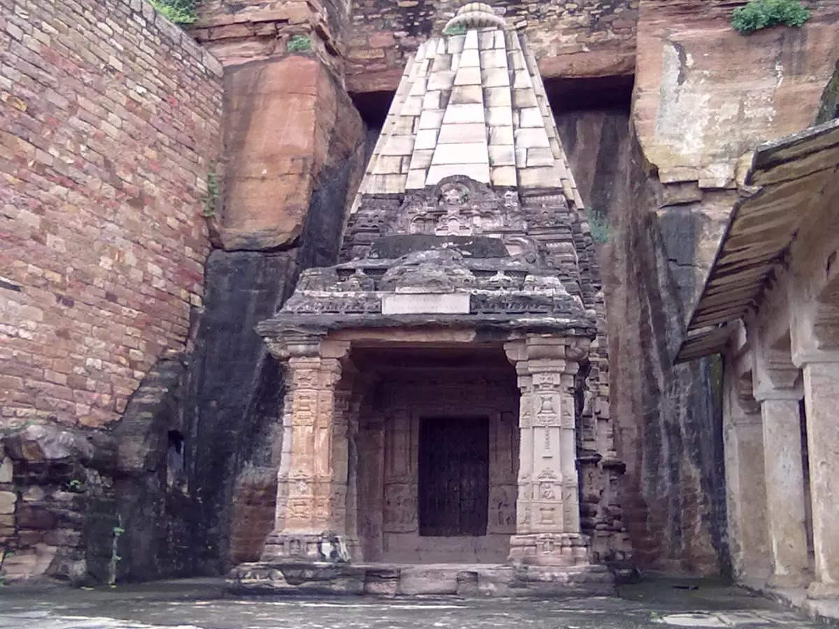 Is this temple the first place with the earliest inscription of Zero?