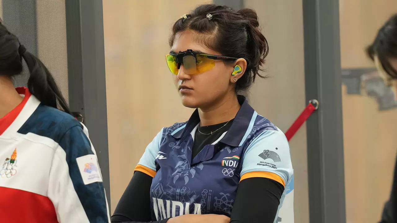 Asian Games: Esha Singh clinches silver in women's 25m pistol