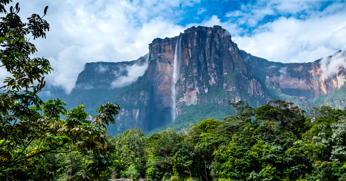 World’s most dangerous waterfalls! Times of India