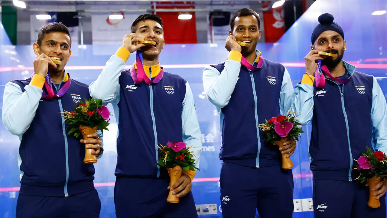 Hangzhou Asian Games: India upstage Pakistan to win gold in men's team  squash | Asian Games 2023 News - Times of India