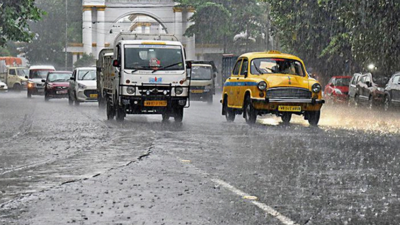 T20 batting by monsoon in last leg, season’s second wettest day in Kolkata | Kolkata News – Times of India
