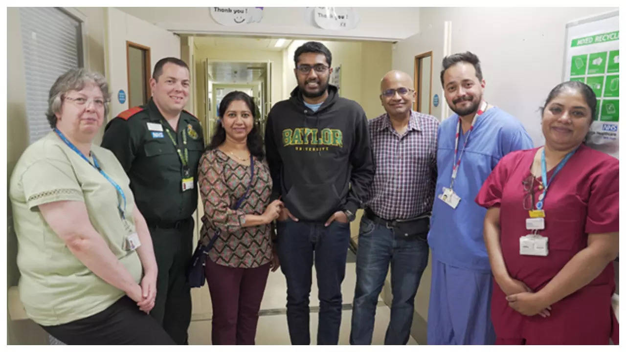 भारतीय-अमेरिकी छात्र ने ब्रिटेन के डॉक्टरों की सराहना की, जिन्होंने छह बार उसके दिल की सर्जरी की