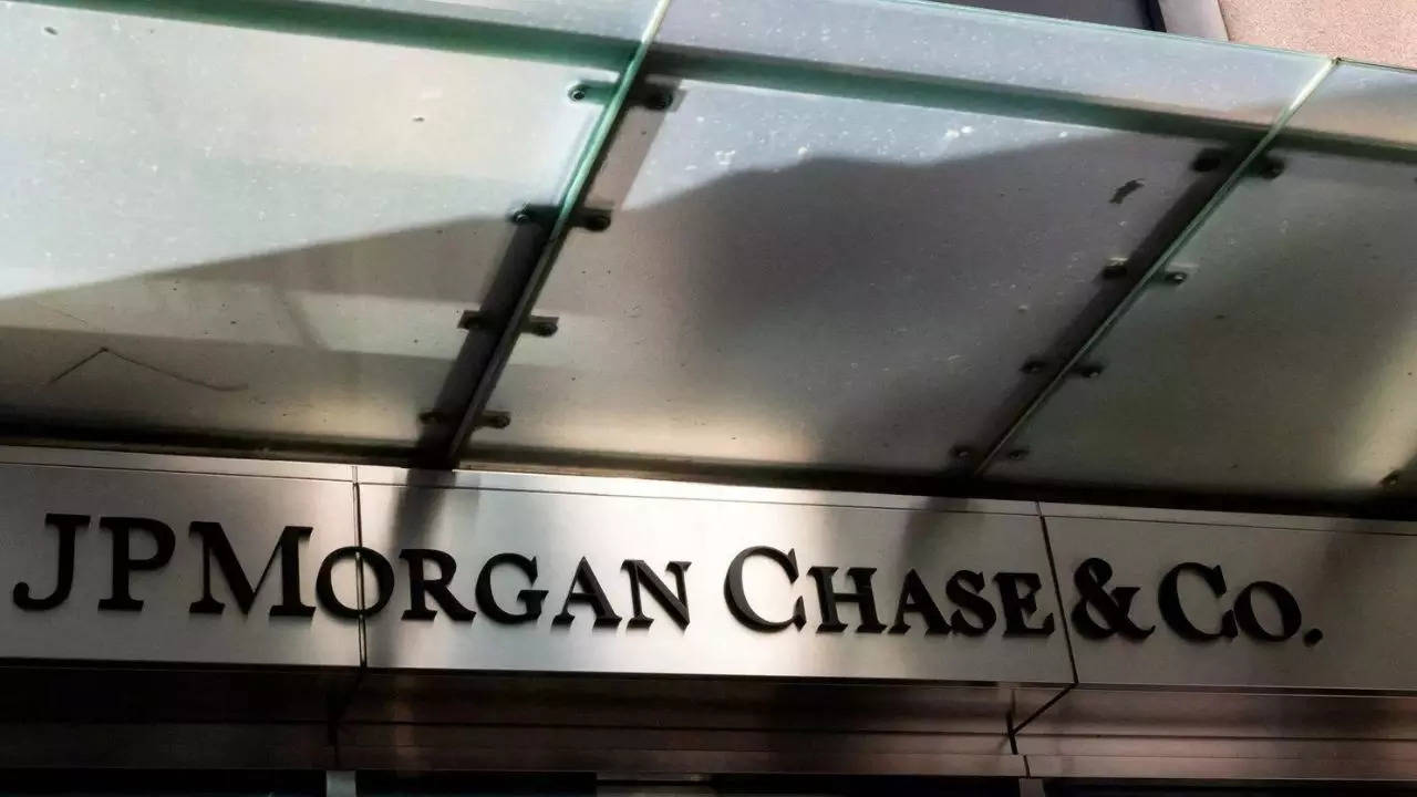 JPMorgan Chase opted out of bid for Metro Bank