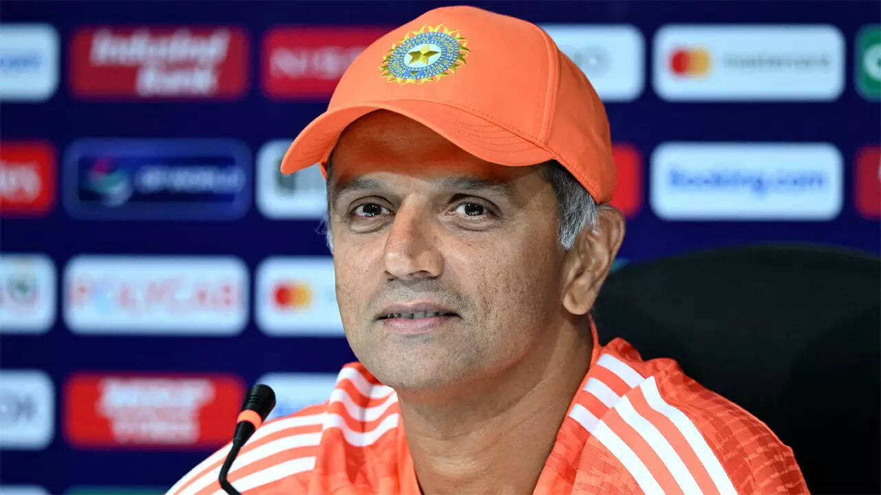 Can coach Dravid achieve his unfulfilled dream of winning the WC?