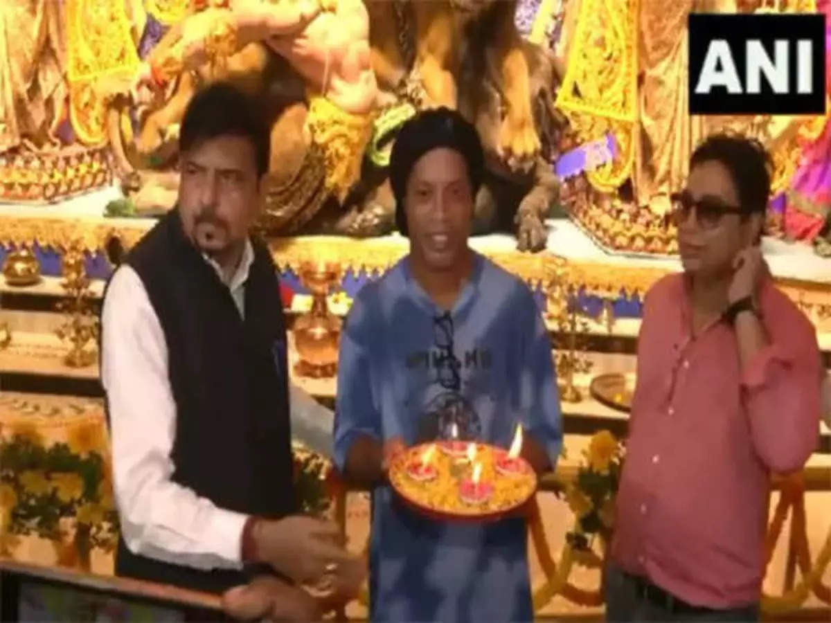 Ronaldinho in Kolkata! What makes Sreebhumi pandal special?