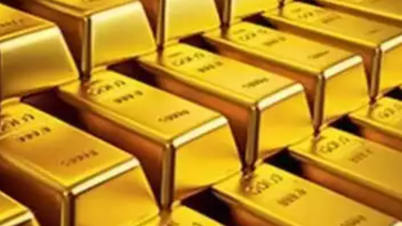 2.4 kg of gold recovered from plane&rsquo;s lavatory