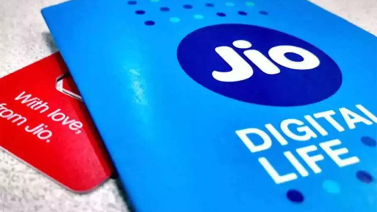 Reliance Jio’s Q2 standalone net profit rises 12% to Rs 5,058cr