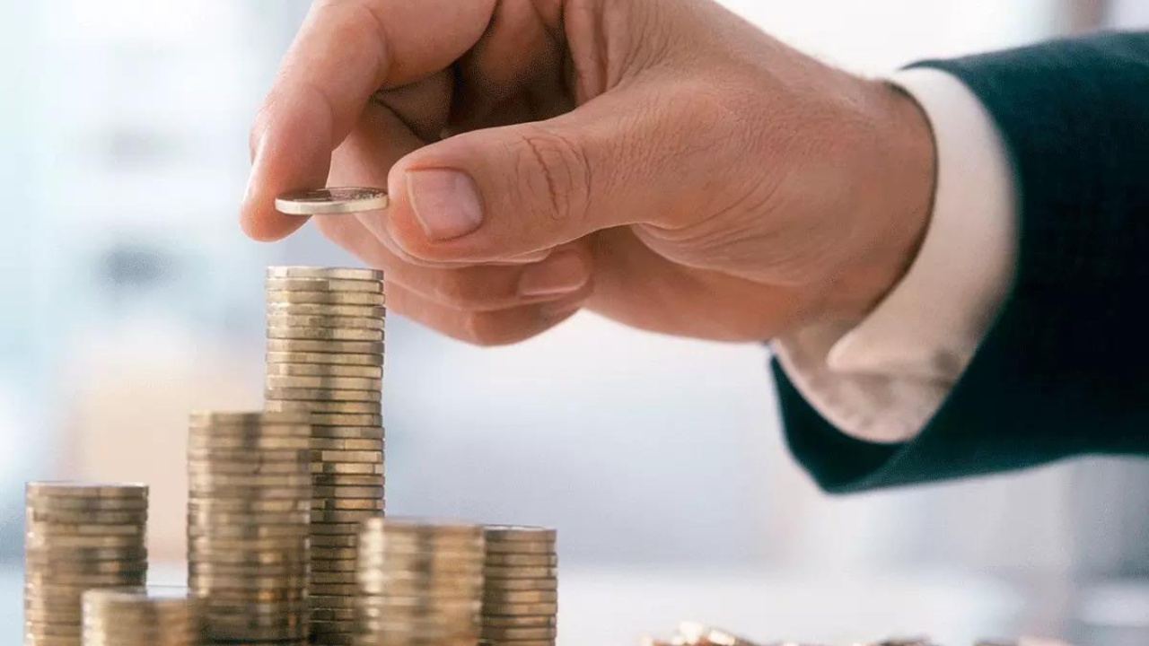 Small personal loans that drove retail lending see signs of stress