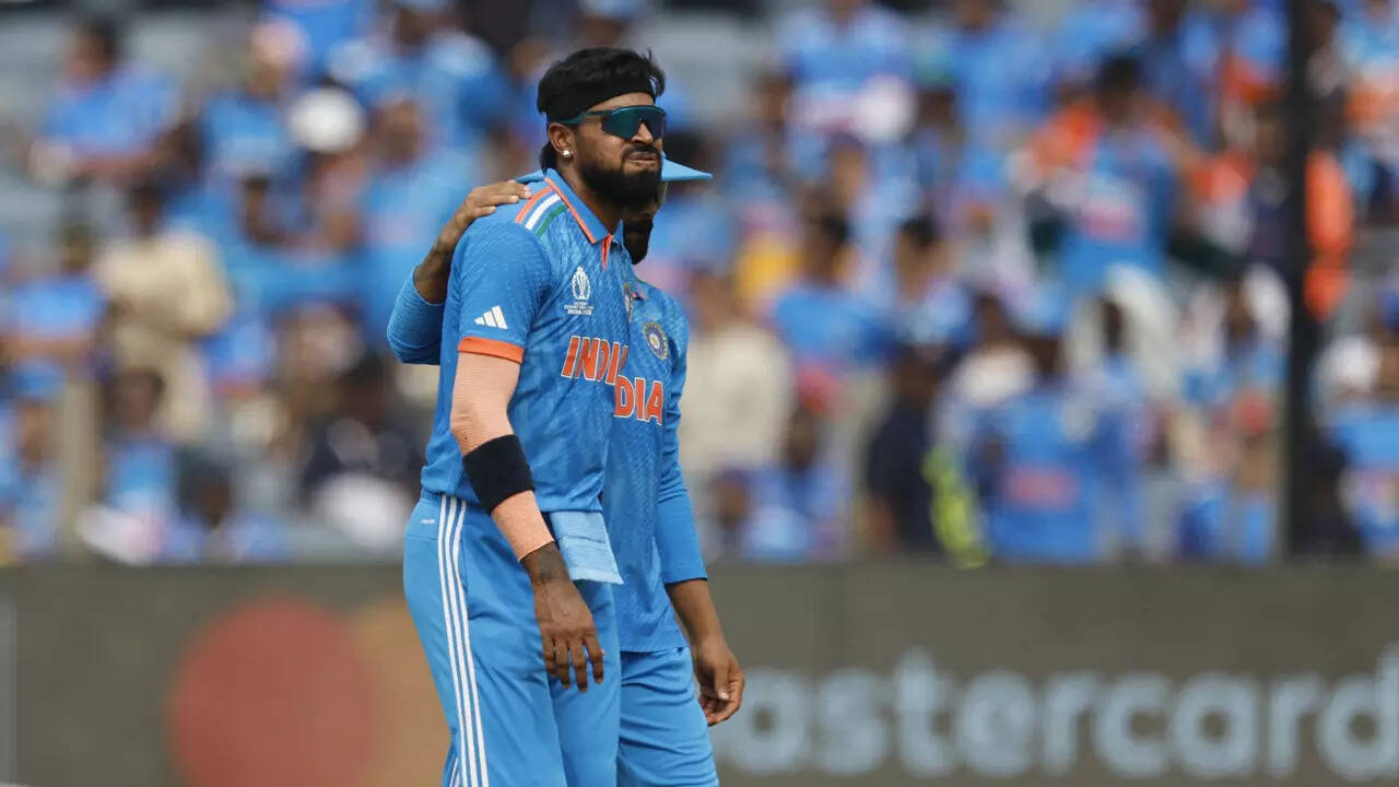 Injured Hardik Pandya ruled out of World Cup