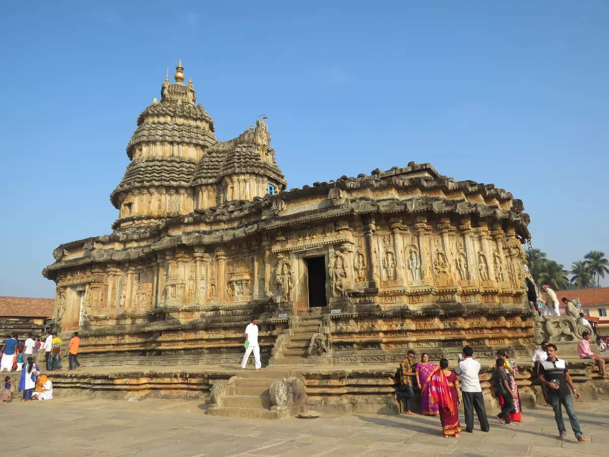 Secrets of the Zodiac Pillars of Vidyasankara Temple in Sringeri